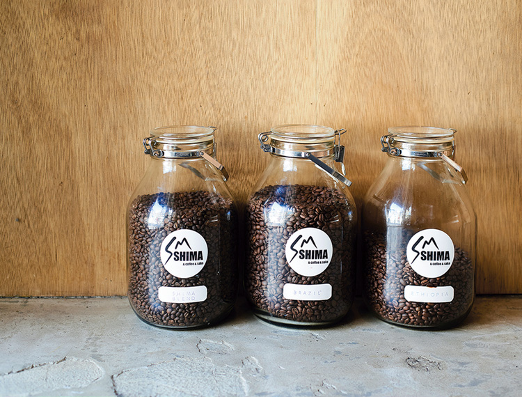 日本酒とグラス