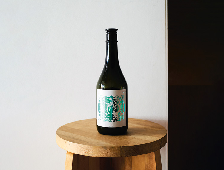 日本酒とグラス